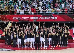 爱游戏体育-今夜法甲传出新动向，广东宏远刷新队史纪录，管理层表态——悬念犹存，临场指挥获称赞的简单介绍